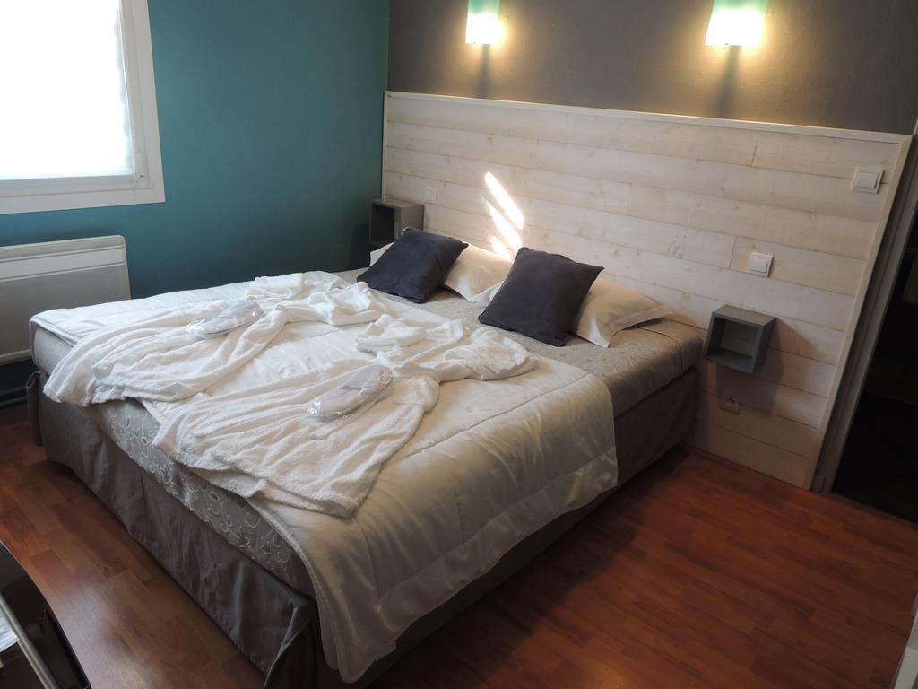 Au Bon Abri Hotell Berck Exteriör bild