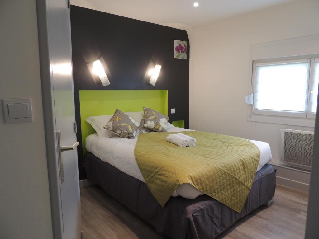 Au Bon Abri Hotell Berck Exteriör bild