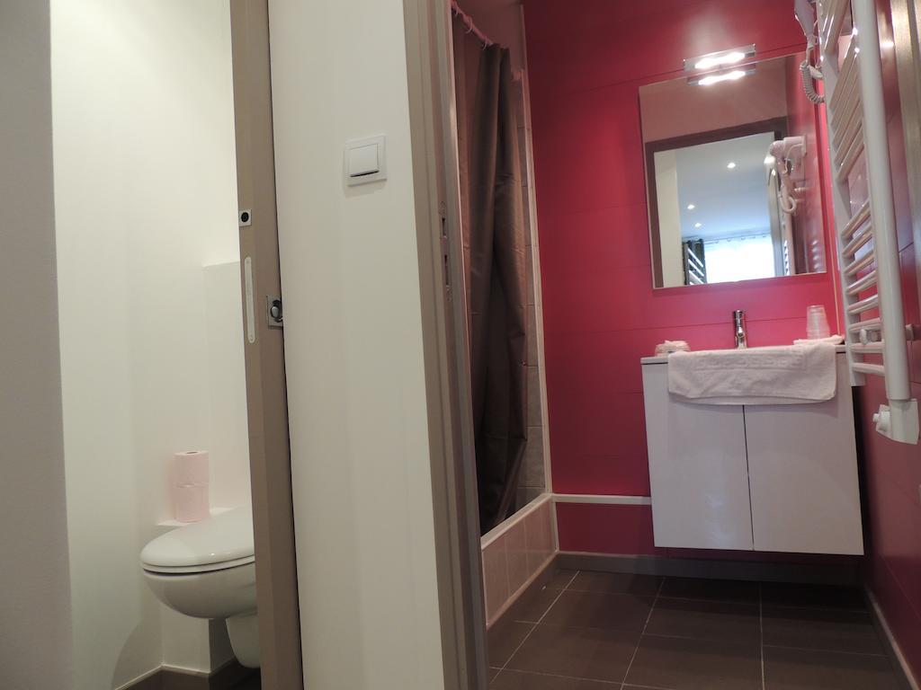 Au Bon Abri Hotell Berck Exteriör bild