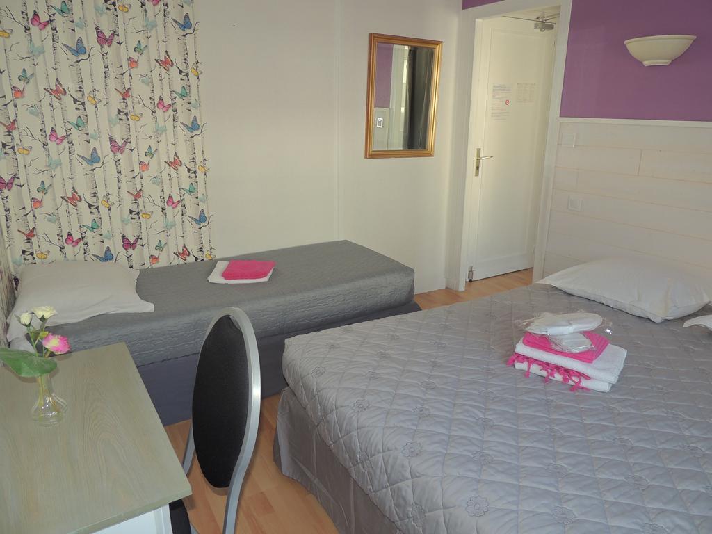 Au Bon Abri Hotell Berck Rum bild